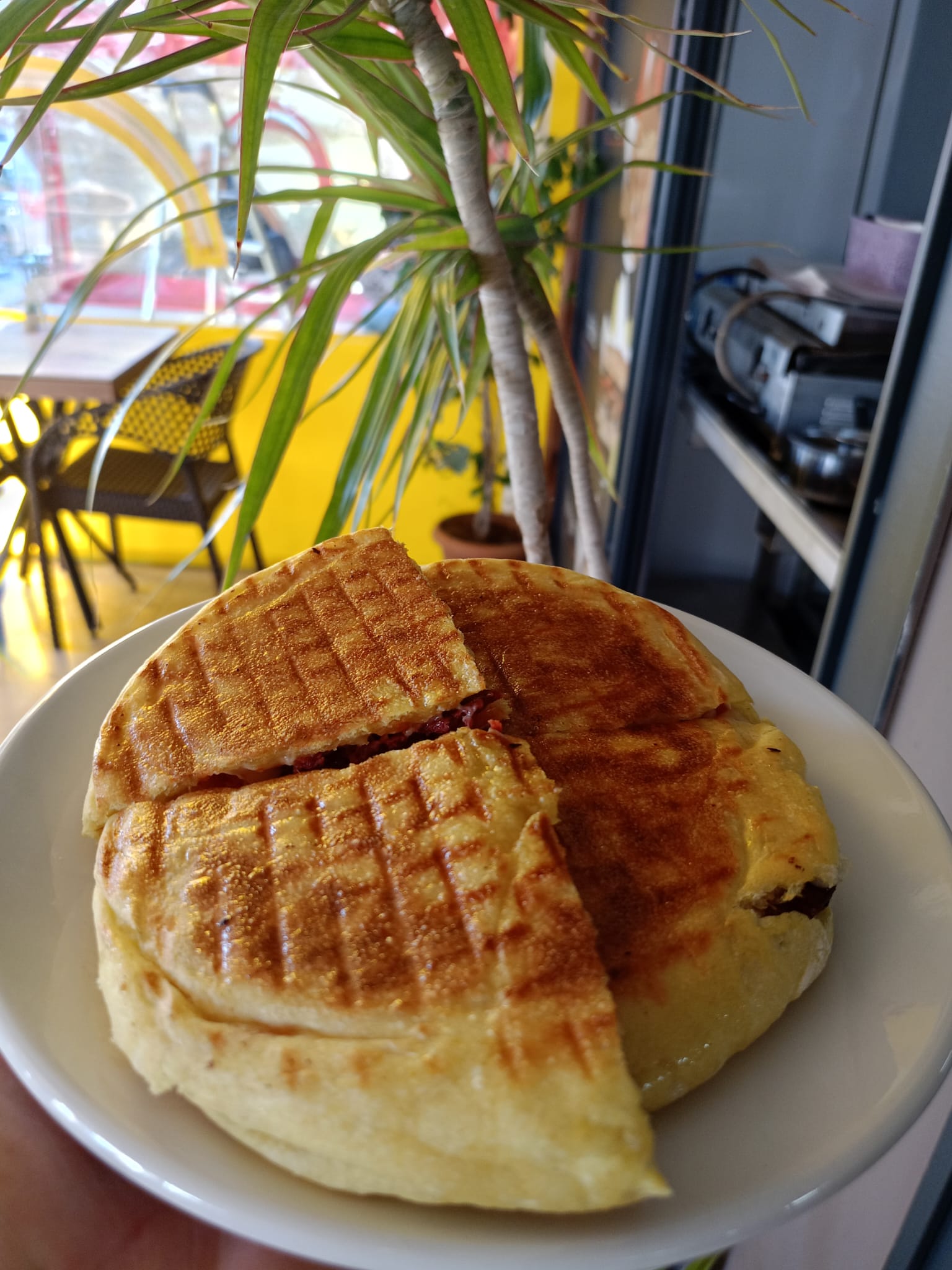 Antalya Serpme Börek Aile Tost Evi